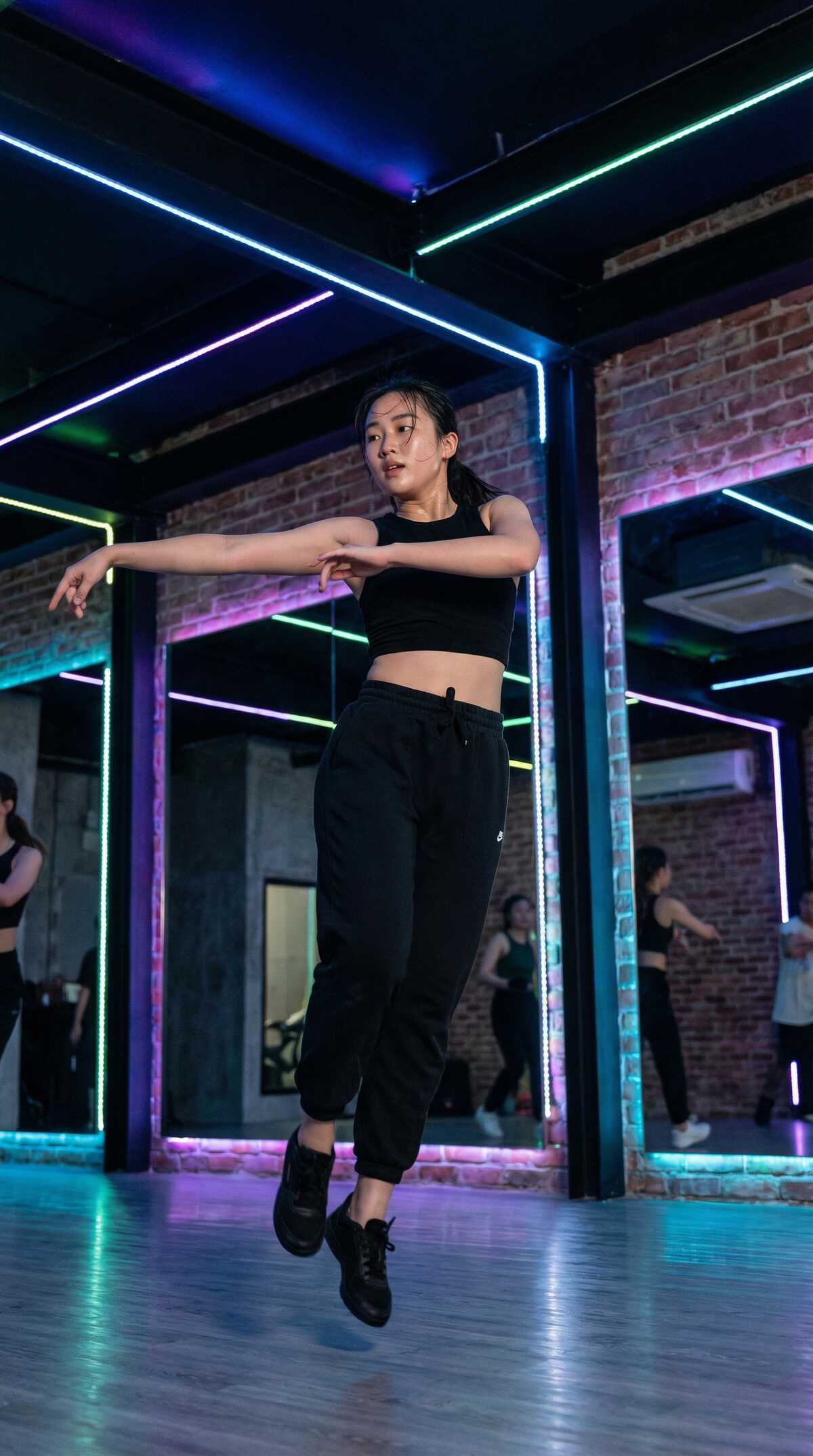 糖心vlog文化研究员周雅文